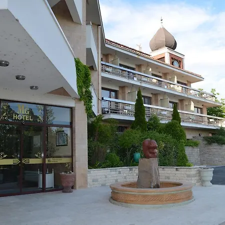 Resort Mg Complex Momchilgrad