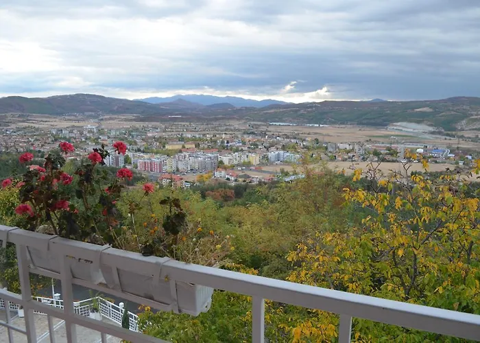 Semesteranläggning (resort) Mg Momchilgrad