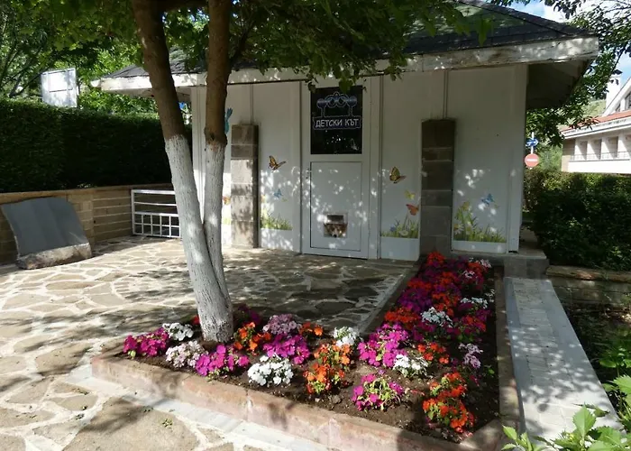 Mg Semesteranläggning (resort) Momchilgrad