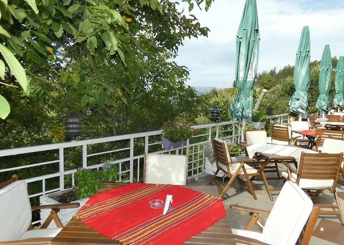 Semesteranläggning (resort) Mg 3*